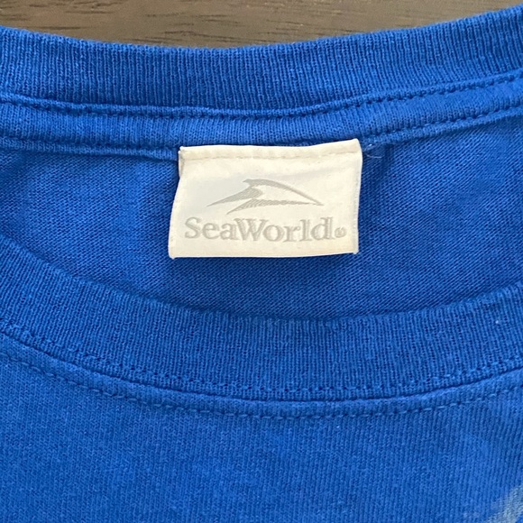 Seaworld shirt - Picture 3 of 4